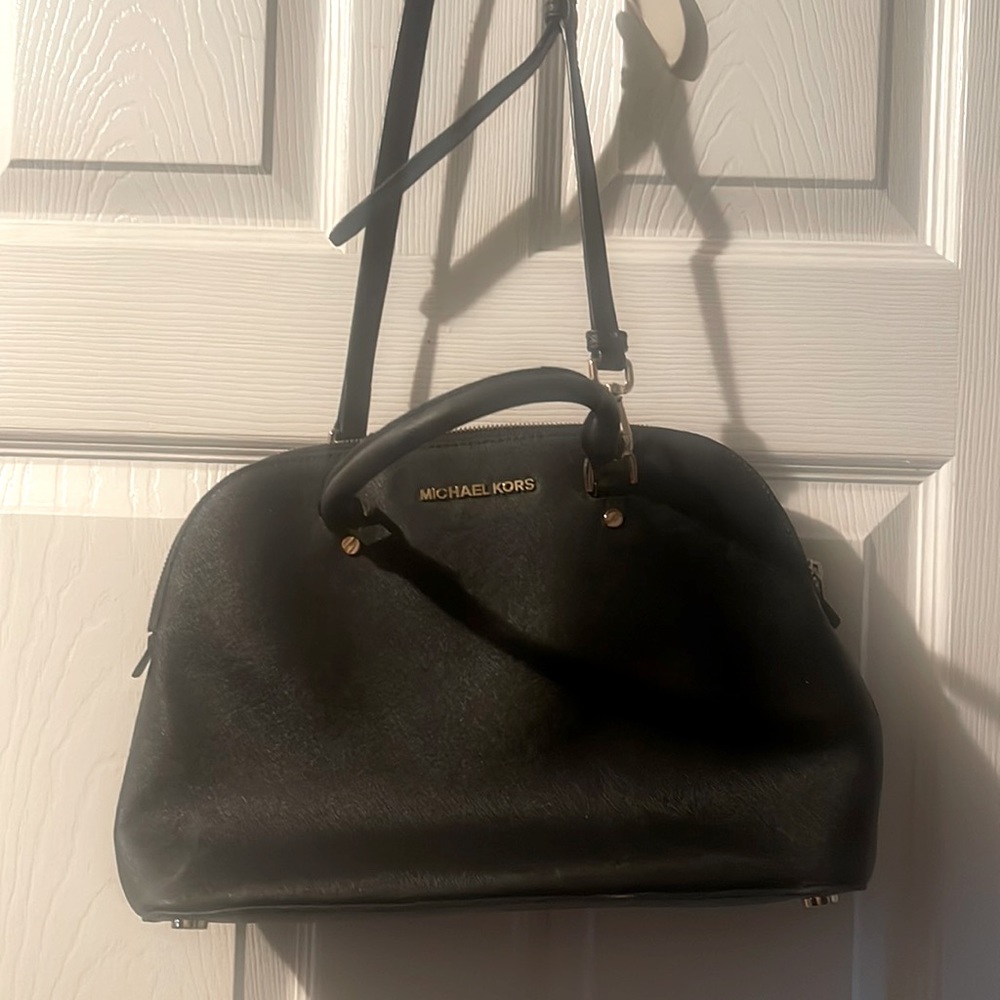 Michael Kors  tote/crossbody purse!